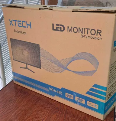 Монитор XTECH 19" Led (Flat) black 1