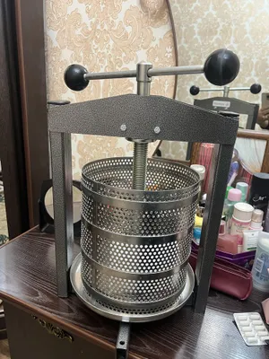 Соковыжималка СВР-01М,СВР-02 1