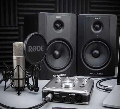 Готовый комплект домашней студии: M-Audio BX8 + Rode NT-1 + Tascam US-36