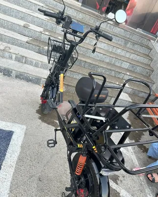 Ikki akkumulyatorli yangi elektr velosiped