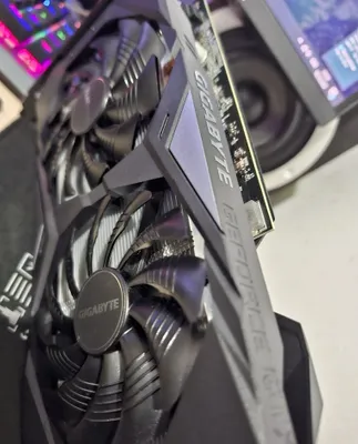Gigabyte GTX1660 6gb gddr5 192 bit 1