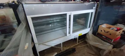 Холодильник витрина 1