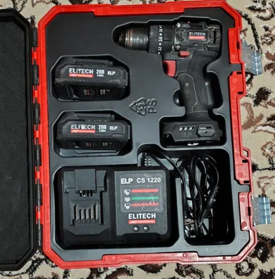 Продаётся шуруповёрт Elitech HD 1