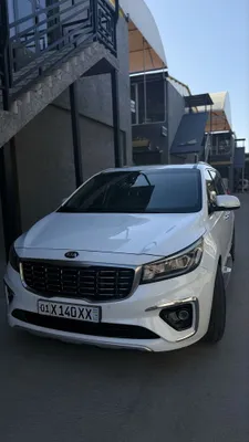 Kia carnival 2019 г. 108 000 км пробег дизел 2.2 1