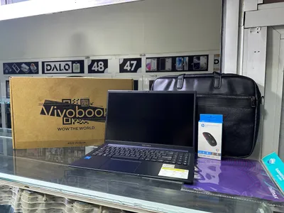 Бывший в употреблении Asus Vivobook 1
