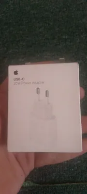 Оригинальное зарядное устройство для iPhone 20 Вт 1