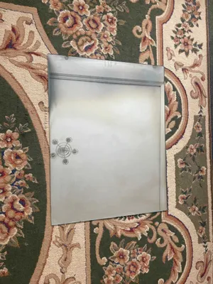 2 dona ko‘zgu sotiladi 1