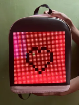 Умный рюкзак с LED экраном 1