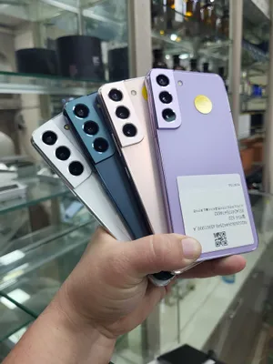 Samsung S22, память 8/256 ГБ 1