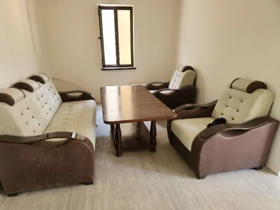 Yaxshi holatdagi stol sotiladi