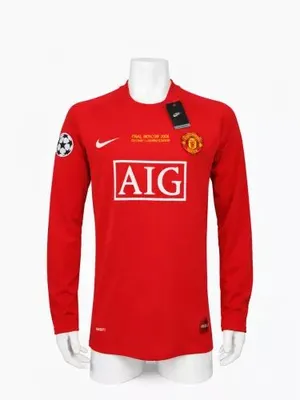 Ретроформа Manchester United — богатая история команды