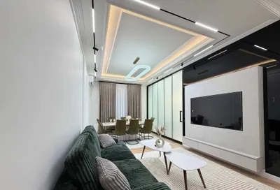 ЖК Gardens, 3-комнатная квартира в аренду 1