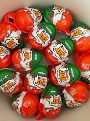 Фигурка яйцо майнкрафт Kinder joy киндер 1