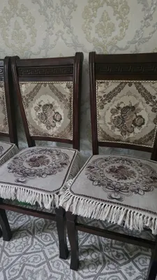Стол 1 шт., стулья 10 шт.