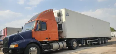 Срочно продам автомобиль VOLVO(американец)