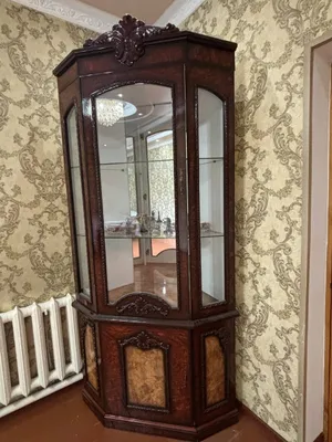Продается горка для гостиной 1
