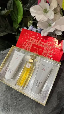 Elizabeth Arden 5th Avenue — набор женского аромата