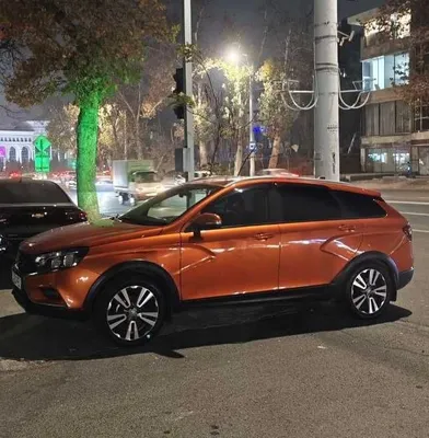 Продам Lada Vesta SW Cross 1.8 AMT Robot