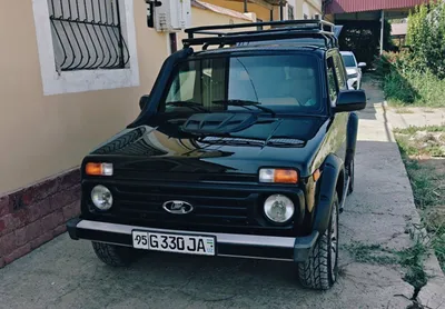 Niva 2019yil rangi qora konditsioneri bor bo'ladigani 9000$ 1