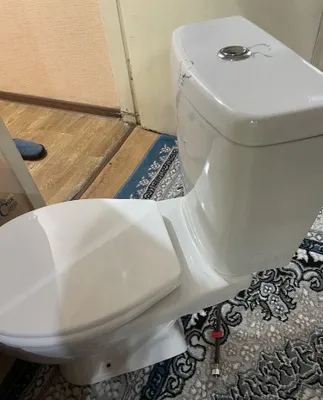 Новый неиспользованный унитаз 1
