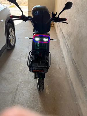 Bonvi skuter sotiladi hali yangi 1