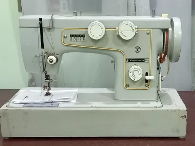Tikuv mashinasi.Padolsk 142