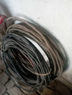 Срочно. Продаётся кабель 1