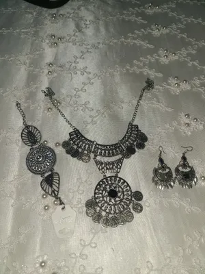 komplekt taqinchoq