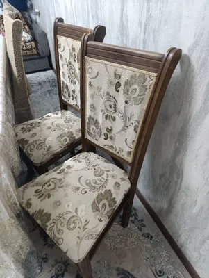 Mehmonxona uchun stullar