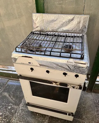 Продаётся газовая плита 1