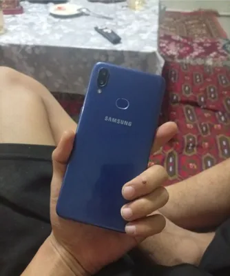Продаётся Samsung A10s 1