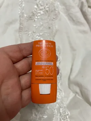 Spf 50+ stik yuzni sezuvchi zonalariga 1