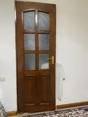 Eshik sotiladi 1 dona holati yaxshi