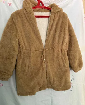 Iliq plyush kurtka / kapyushonli Teddy po‘stin (bej / kэmel) 1