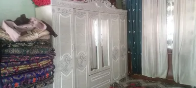 mebel stenka yaxshi holatda 1