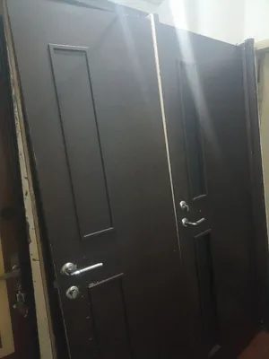 4та катта эшик 2та санузел 2 метр 90 эни 1