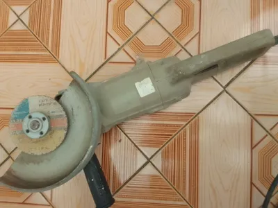 Болгарка Crown 180мм 1