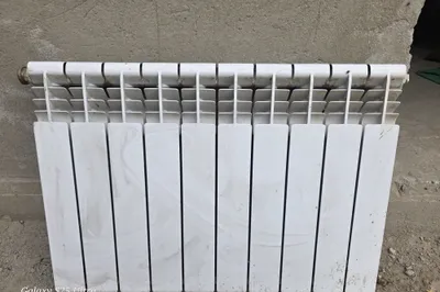 Bimetal radiatorlar sotiladi