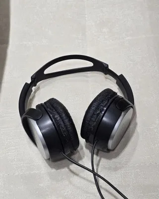 Original Sony quloqchini 1