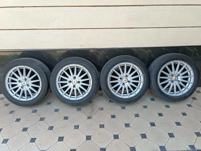 Диски Vossen 205/55 R16, состояние шин: среднее 1