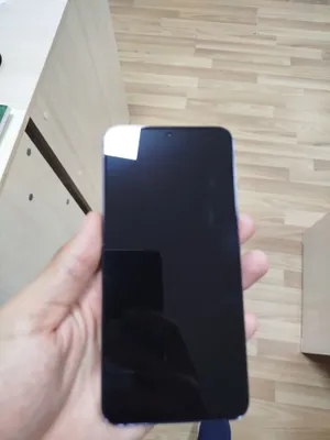 Samsung S22+ 1