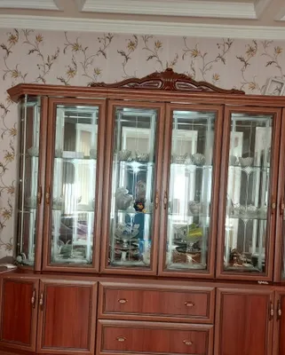 Продается стенка в гостиную в хорошем состоянии