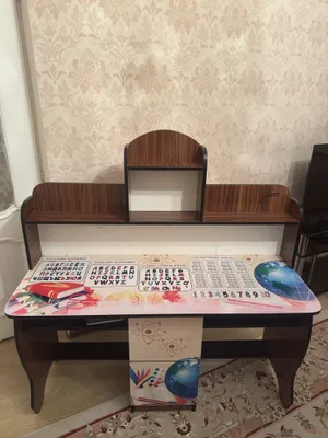 Pismennaya parta dlya shkolnikov 1