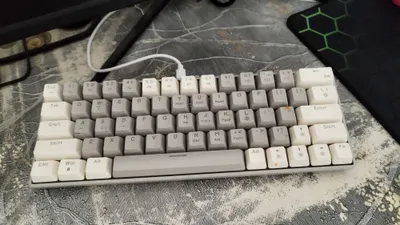 Mexanika klaviatura T62 RGB chiroqli. pachti yengi 1
