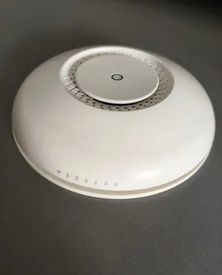 MikroTik cAP ac Wi-Fi kirish nuqtasi 1