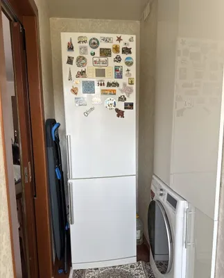 Displeyli LG muzlatgichi