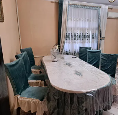 Продаётся набор чехлов на 6 стульев (не стол и не стулья)