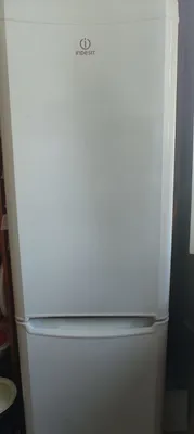 Indesit muzlatgichi sotiladi 1
