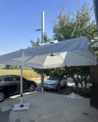 Продаётся зонтик 3×3 1