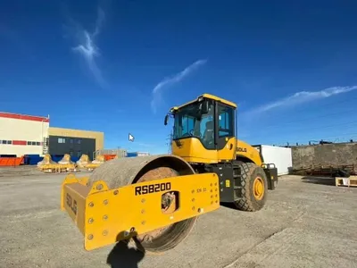 SDLG RS8200H bir barabanli katok 1